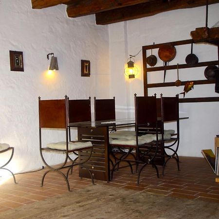 La Casa Altrui- Camere E Zona Relax Con Giardino Coredo Buitenkant foto